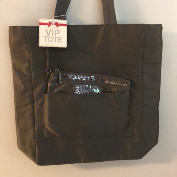 Bath & Body Works Handbags - NWT Bath and Body Works VIP Grey Tote